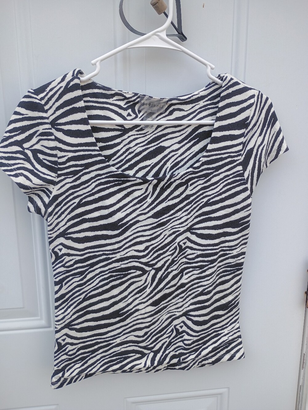 eye candy Black & White Zebra Scoop Neck Short Sleeve Top Ladies L